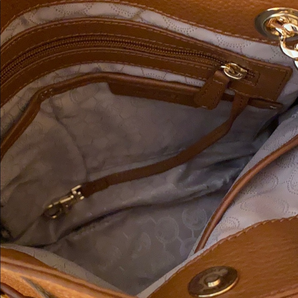 Michael Kors Brown Leather Shoulder/Crossbody Bag - Picture 7 of 10